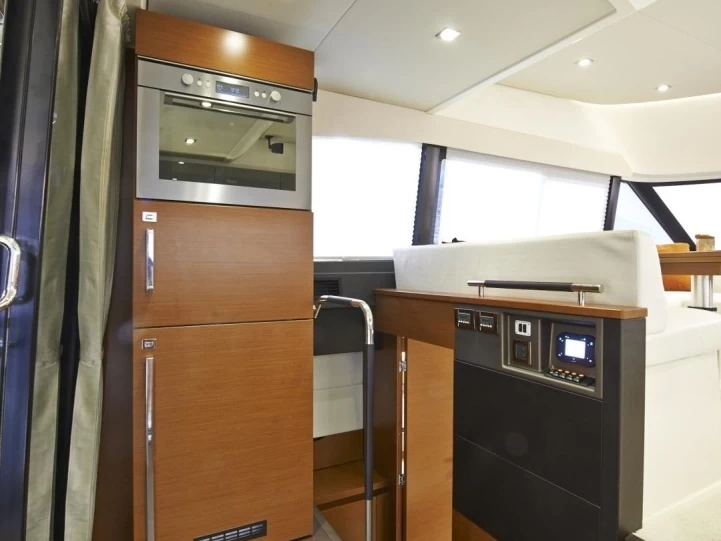 Motorboot mieten in Giardini-Naxos zum besten Preis