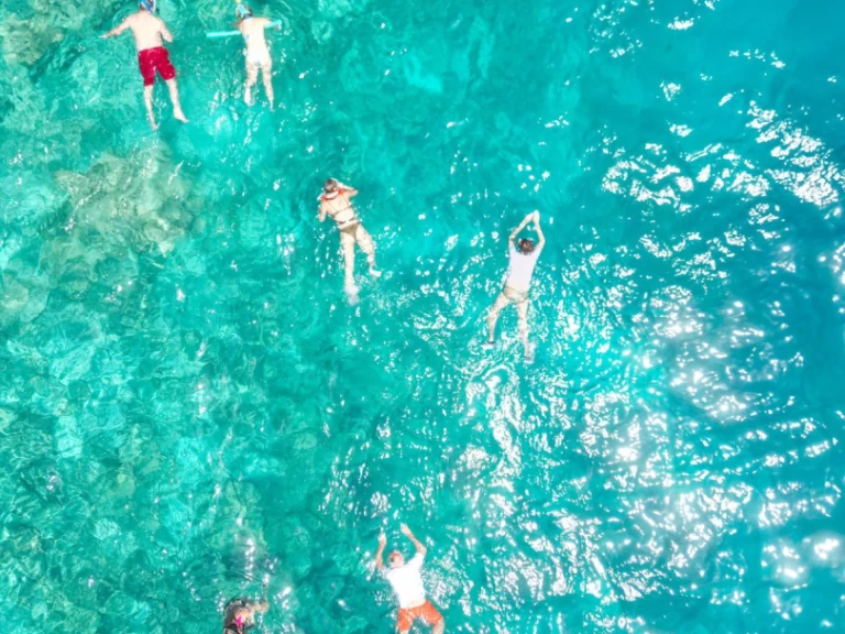 Katamaran mieten in Kendwa - Custom Made Custom made