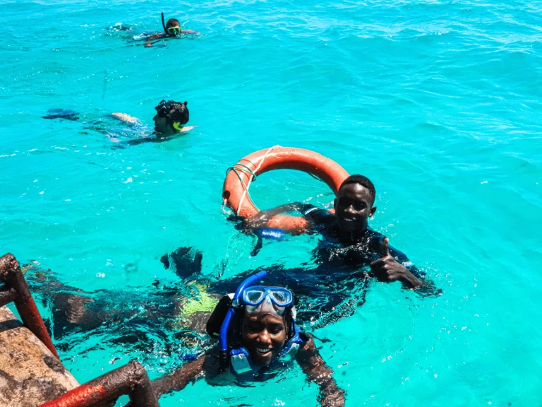 Ein Custom Made Custom made mieten in Kendwa