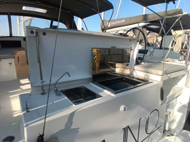 Segelboot mit oder ohne Skipper Dufour mieten in Cagliari