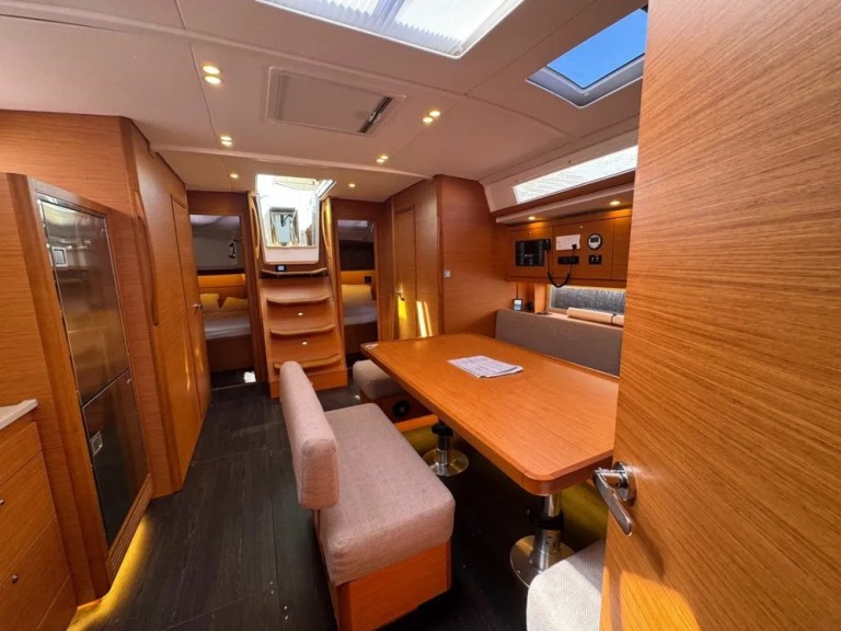 Dufour Dufour 470 mieten Procida