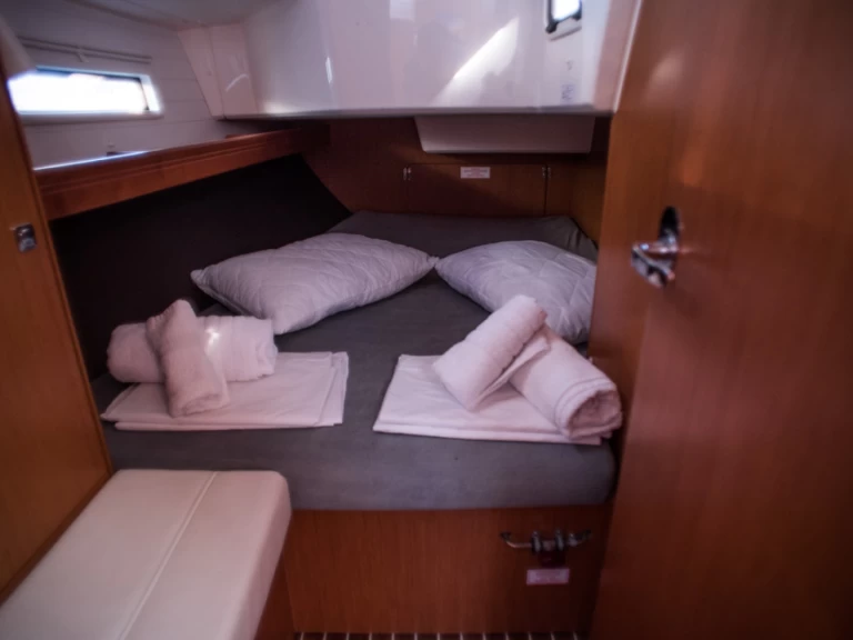 Bootsverleih Bavaria Cruiser 37 Néa Péramos Samboat