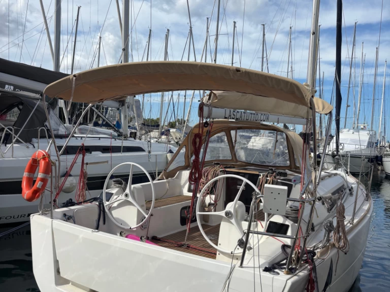 Ein Dufour Dufour 310 Grand Large mieten in Palermo