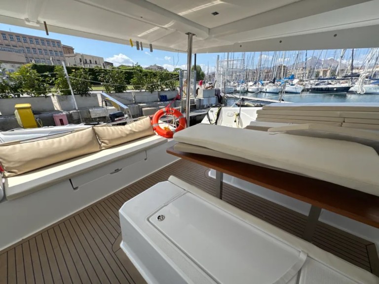 Fountaine Pajot Elba 45 mieten Palermo