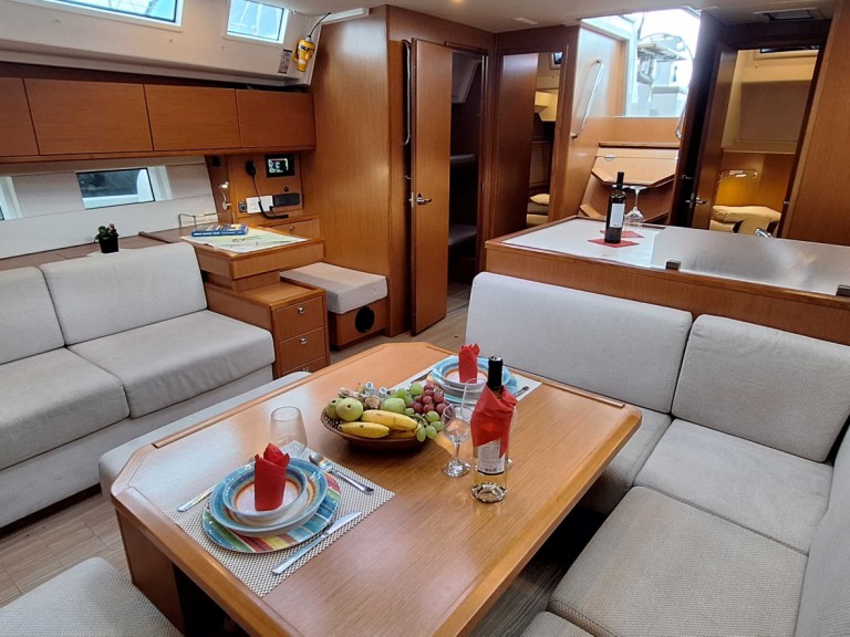 Ein Bavaria Bavaria C50 mieten in Sámi