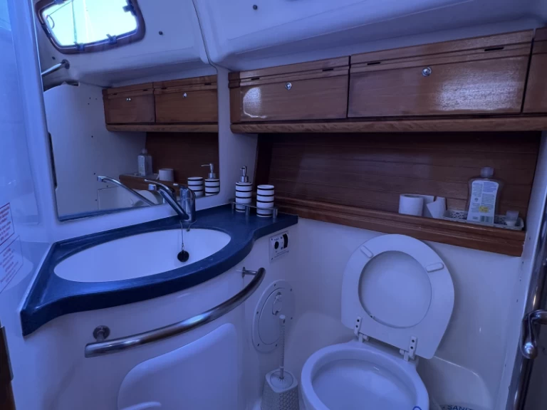 Segelboot mit oder ohne Skipper Bavaria mieten in Kavála