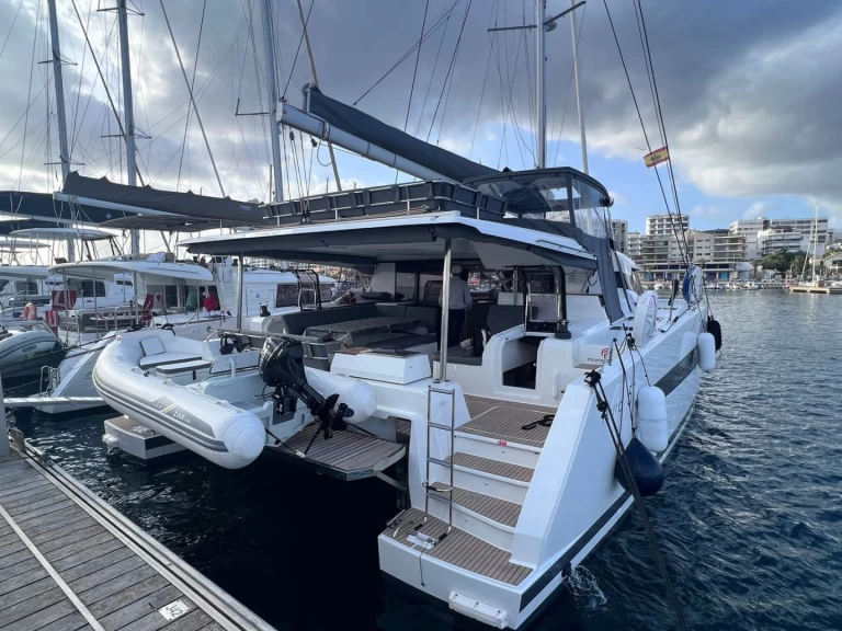 YachtCharter in Le Marin - Fountaine Pajot Aura 51 auf SamBoat