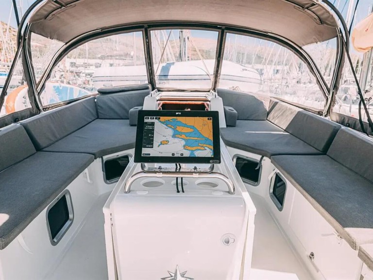 Segelboot mit oder ohne Skipper Jeanneau mieten in Le Marin