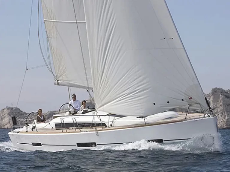 YachtCharter in Gouviá - Dufour Dufour 412 Grand large[G] auf SamBoat