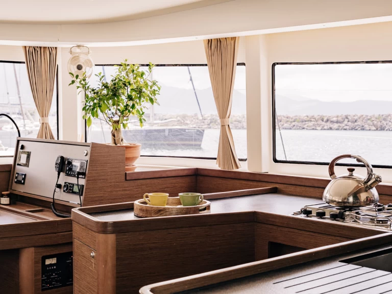 Lagoon Lagoon 42 mieten Kalamata