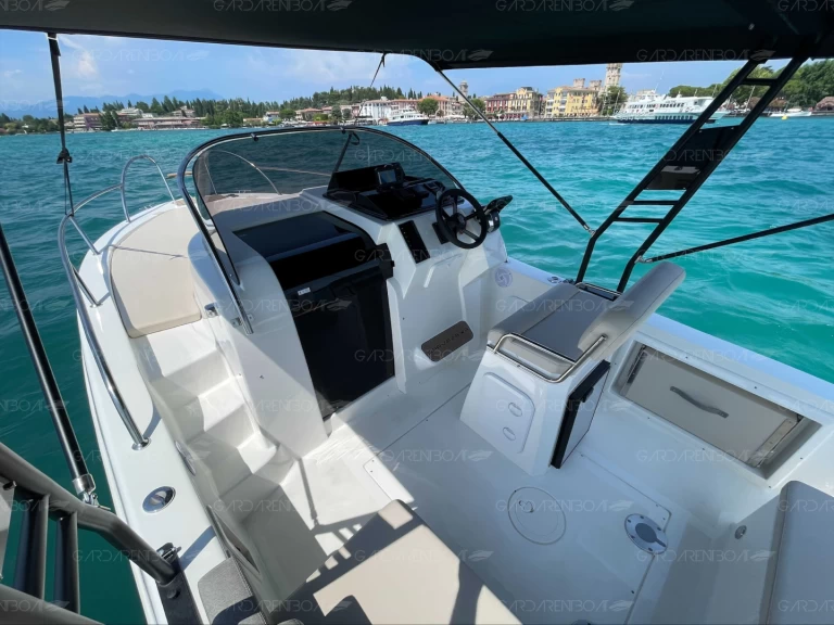 YachtCharter in Sirmione - Mingolla Brava 28 WA auf SamBoat