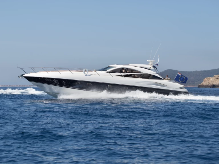 Motorboot mit oder ohne Skipper Sunseeker mieten in Ibiza Town
