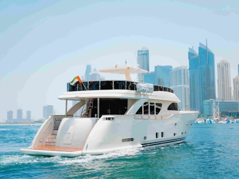 Yacht mieten in Dubai Marina zum besten Preis