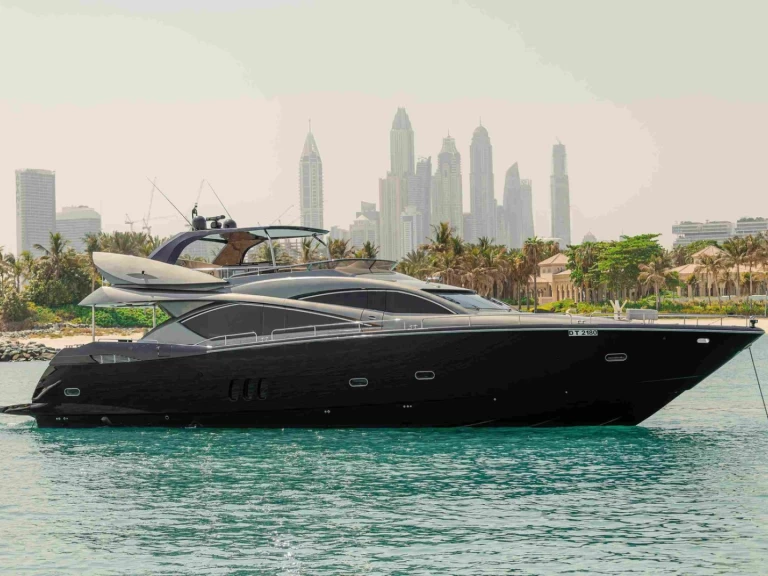 Yacht mieten in Dubai Marina - Sunseeker Yacht 82