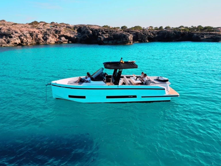 Motorboot mit oder ohne Skipper De Antonio mieten in Mahón