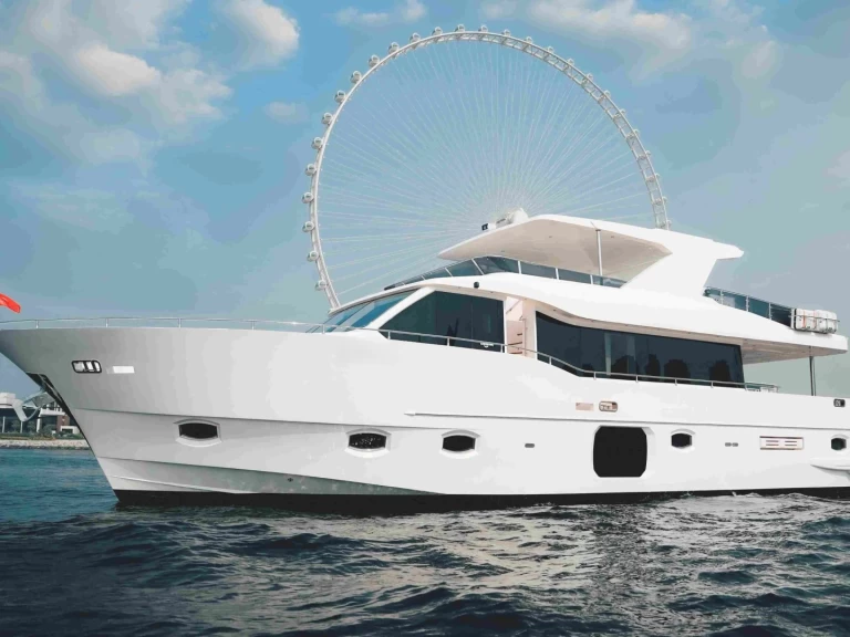 Boot mieten Dubai Marina günstig 82