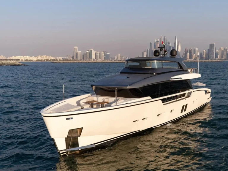 YachtCharter in Dubai Marina - San Lorenzo San Lorenzo 88 auf SamBoat