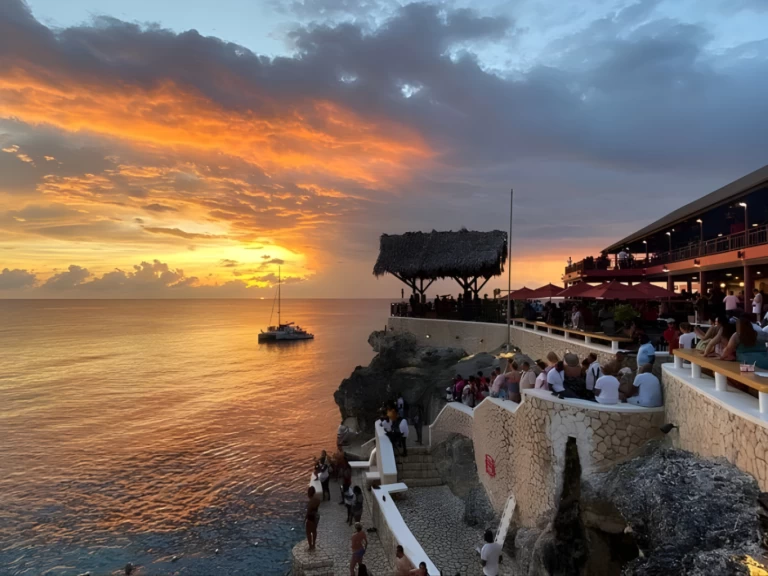 Katamaran mieten in Negril - Custom Made Custom made