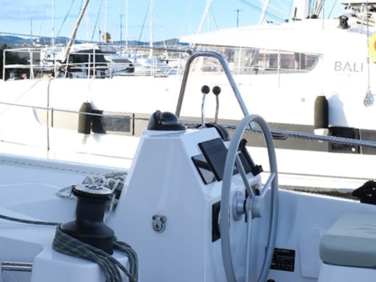 YachtCharter in Ajaccio - 15 BALI 3.8 CATSMART auf SamBoat
