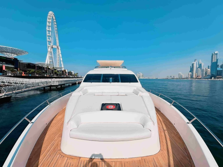 Yacht mieten in Dubai Marina - Majesty Yachts 92