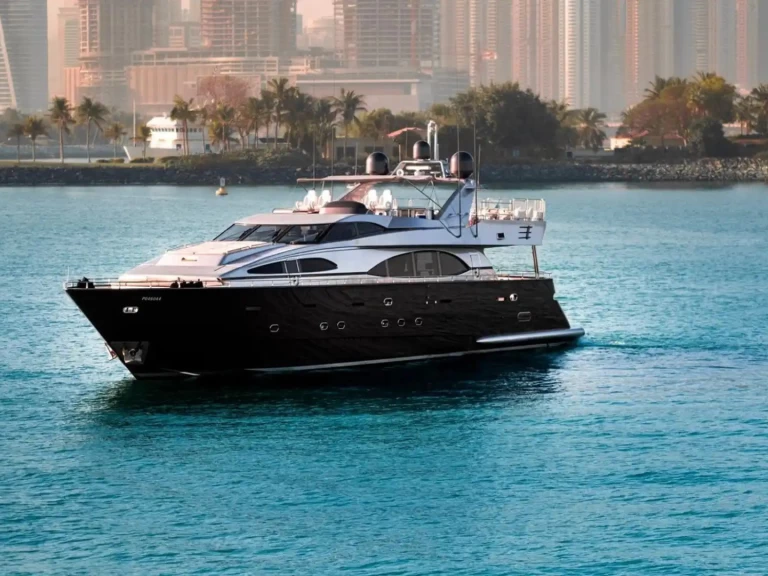 Yacht mit oder ohne Skipper Azimut mieten in Dubai Marina