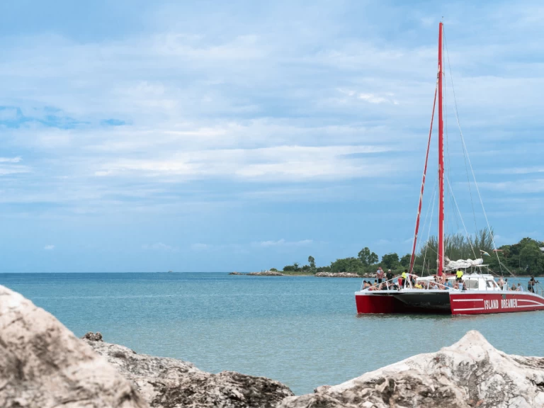 Katamaran mieten in Montego Bay - Custom CUSTOM MADE