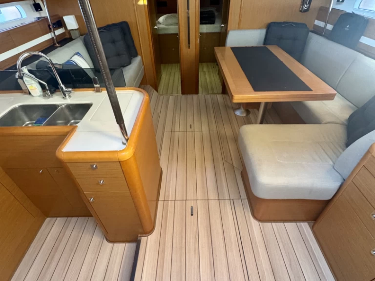 Segelboot mit oder ohne Skipper Jeanneau mieten in Dubrovnik