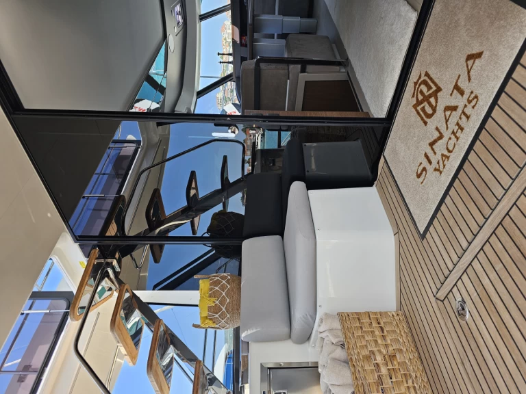 Vermietung Motorboot Prestige mit Führerschein