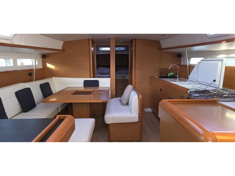 Vermietung Segelboot Jeanneau mit Führerschein