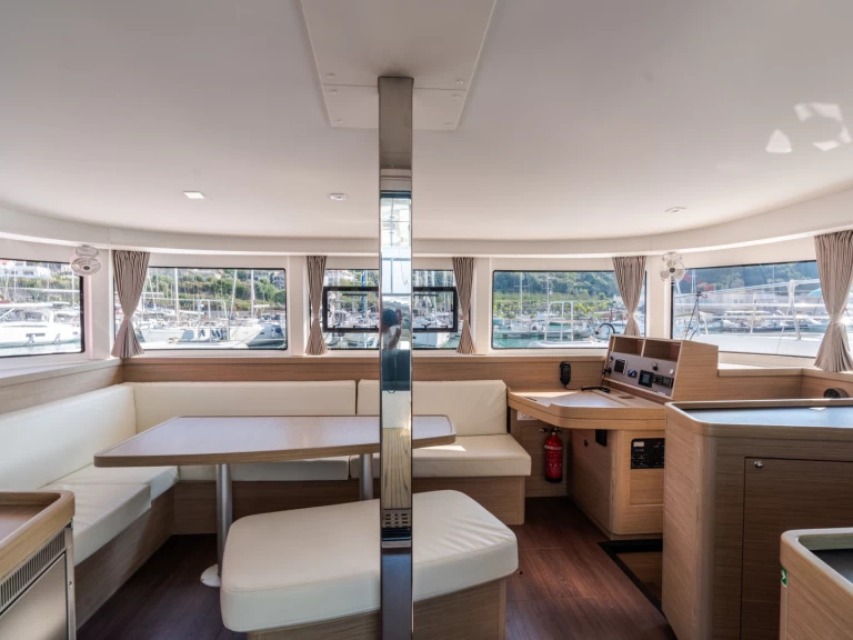 Boot mieten Castellammare del Golfo günstig Lagoon 42