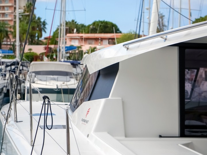 Fountaine Pajot Astrea 42 mieten Furnari