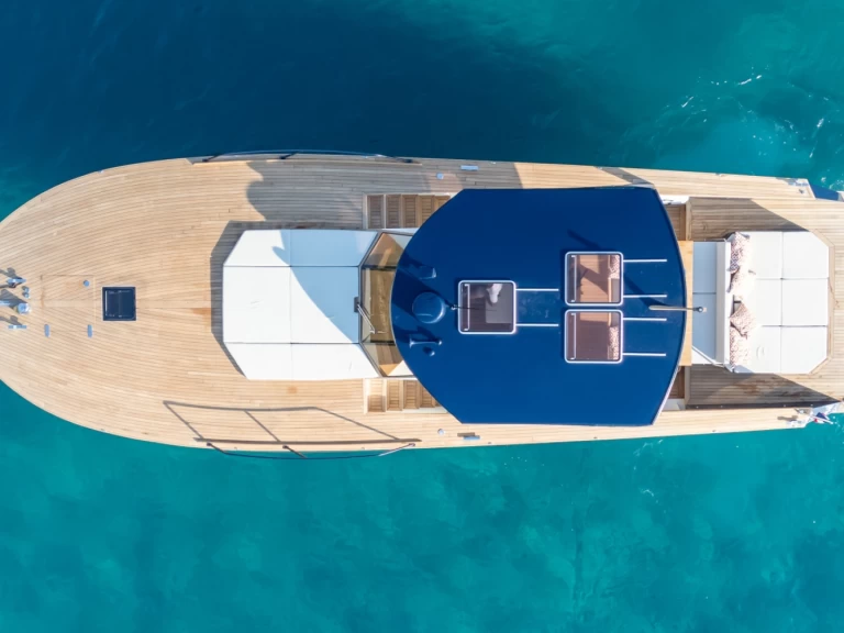 Motorboot mieten in Port de Cavalaire-sur-Mer zum besten Preis