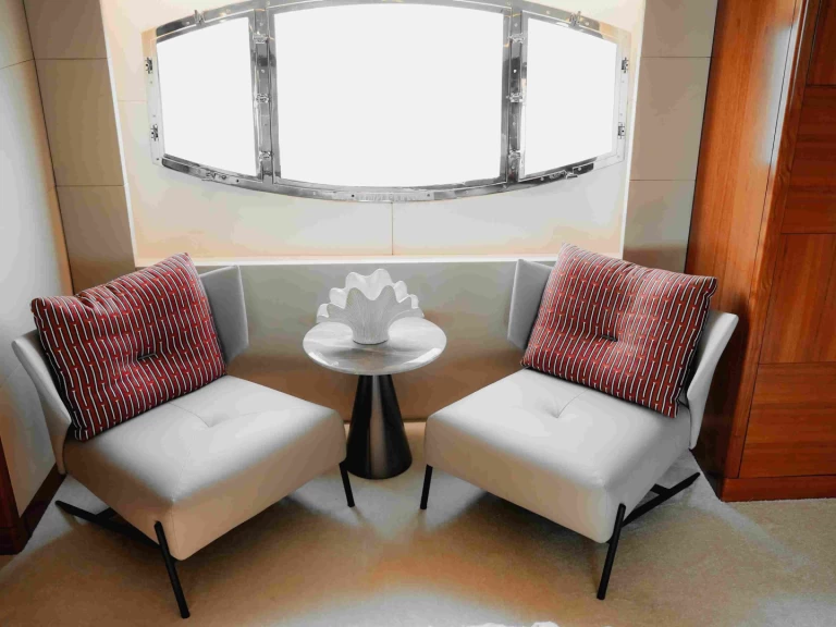 Bootsverleih Majesty Yachts 110 Dubai Marina Samboat