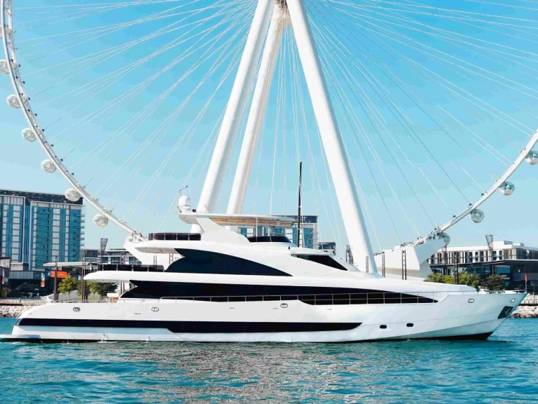 YachtCharter in Dubai Marina - Al-Shali 140 auf SamBoat