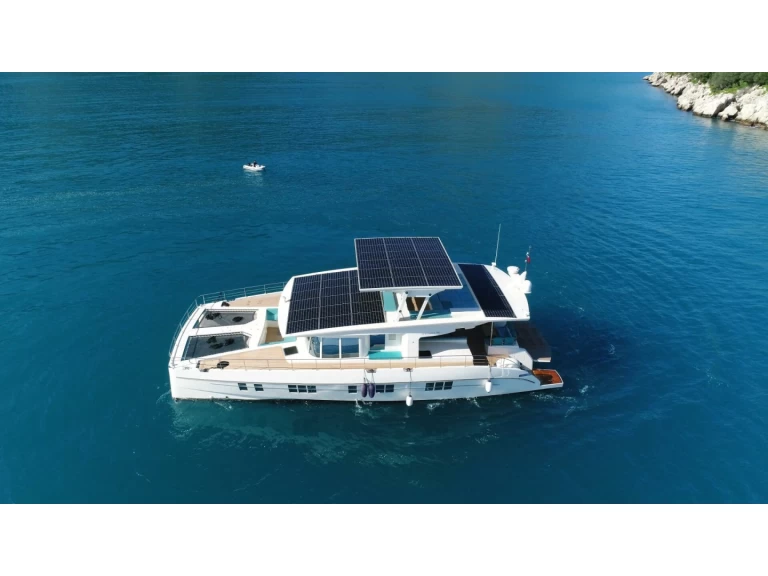 YachtCharter in Port d'Andratx -  Serenity 64 LUXE auf SamBoat