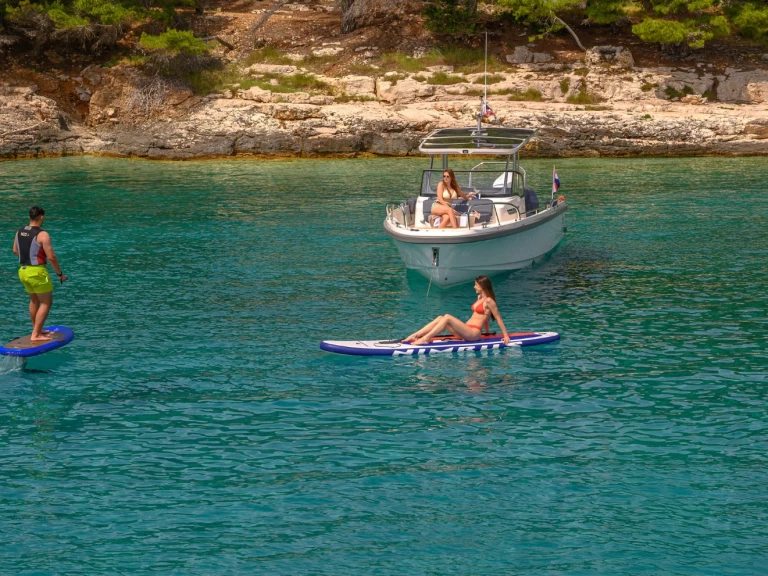 Ein  Nimbus T9 mieten in Trogir