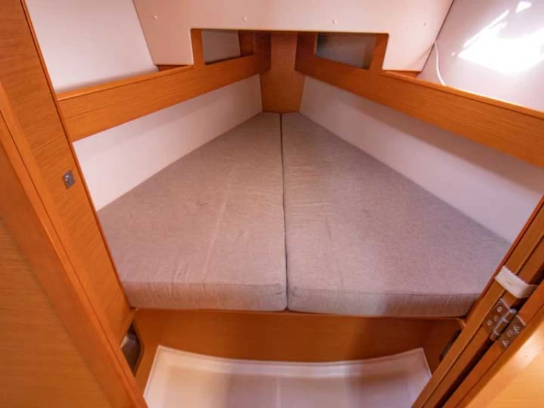 YachtCharter in Agía Effimía - Jeanneau Sun Odyssey 33i auf SamBoat