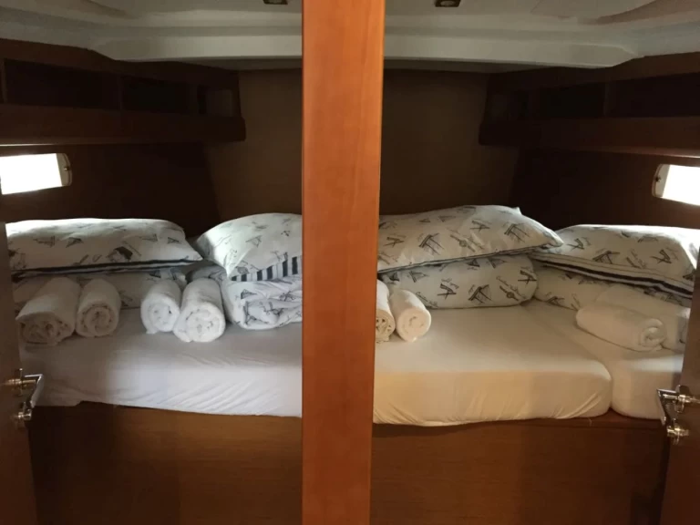 Bootsverleih Jeanneau Sun Odyssey 479 Seget Donji Samboat