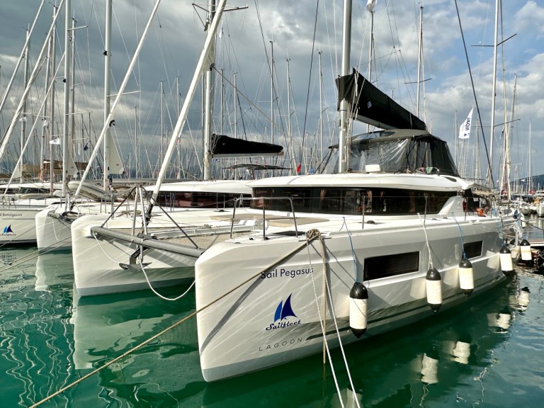 Katamaran mieten in Fethiye zum besten Preis