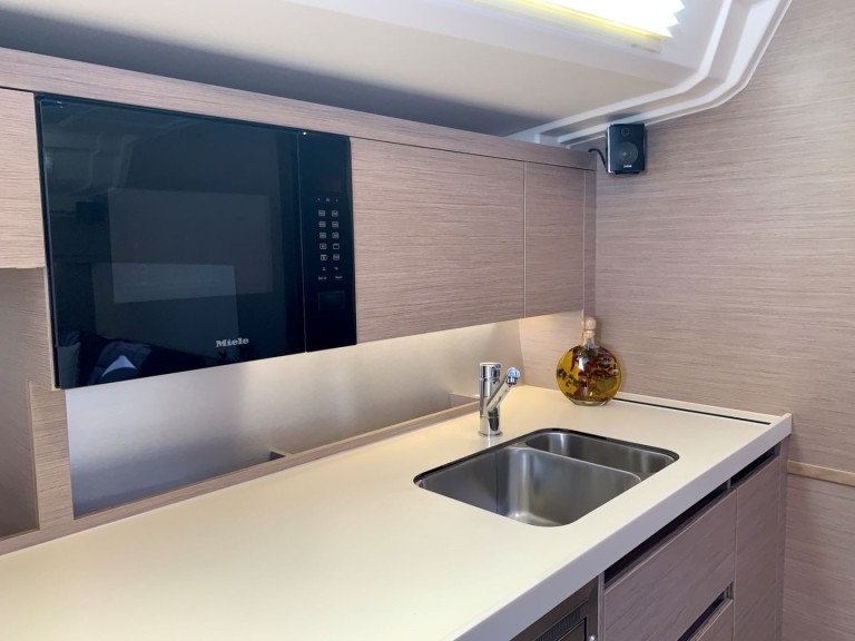 Segelboot mieten in Sámi zum besten Preis