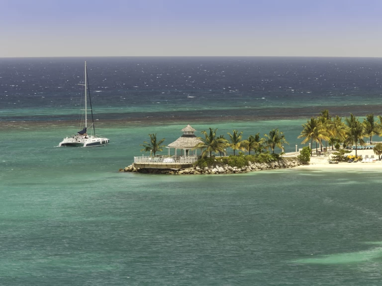 Ein Custom Custom mieten in Ocho Rios