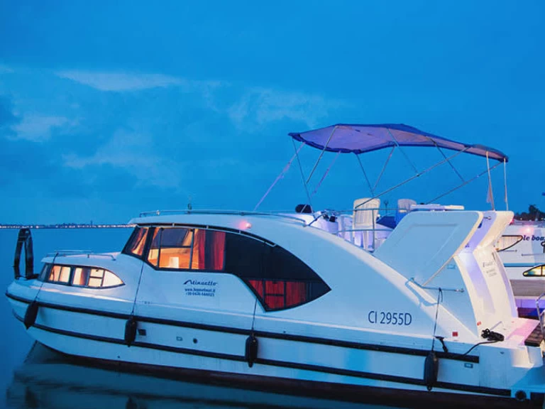 YachtCharter in Casale sul Sile - Le Boat Minuetto auf SamBoat