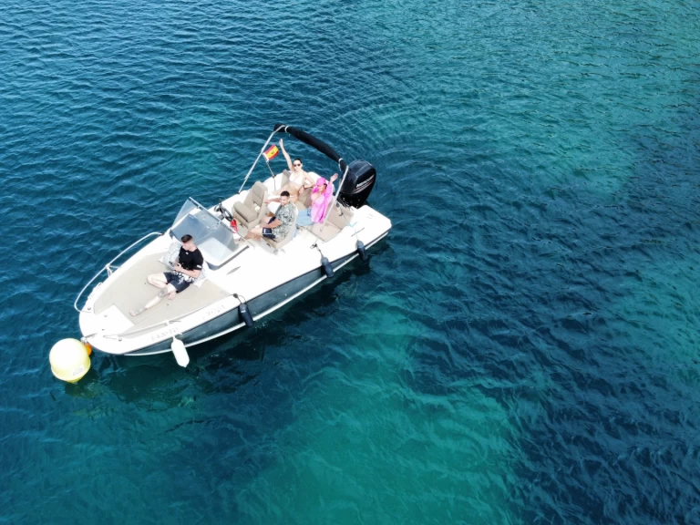 YachtCharter in Calp / Calpe - Quicksilver Activ 605 Sundeck auf SamBoat