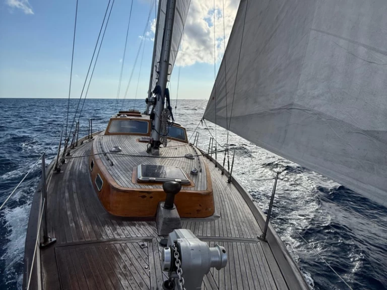 Segelboot mit oder ohne Skipper Vindö mieten in Marseille