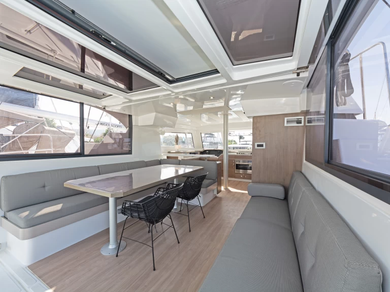 YachtCharter in Álimos - Bali Bali Catspace Voile auf SamBoat