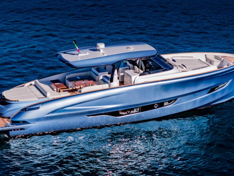 Vermietung Motorboot Solaris Power mit Führerschein