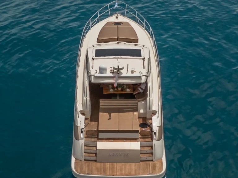 Ein Astondoa Astondoa 53 HT mieten in Mykonos (City)