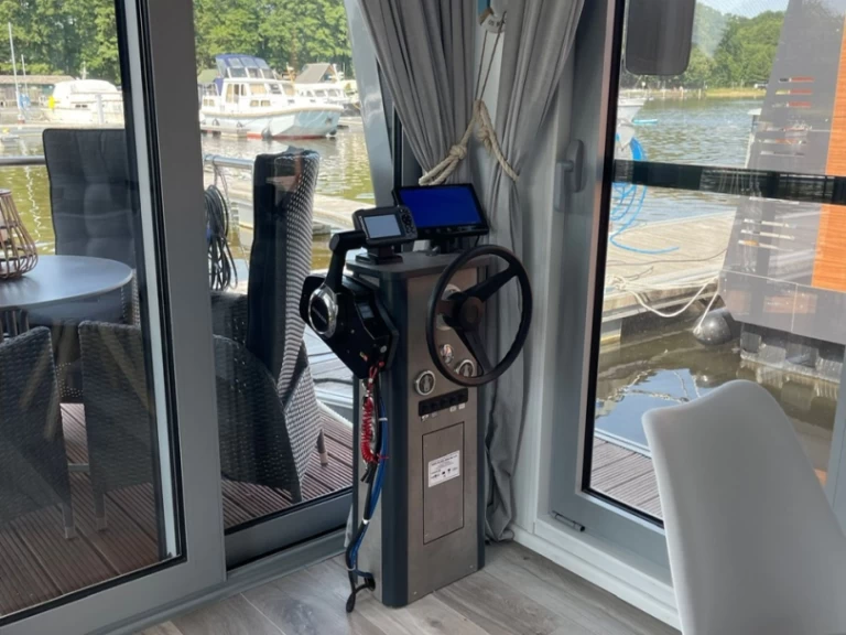 Hausboot mieten in Waren (Müritz) - D13 Woma D13 - Standard