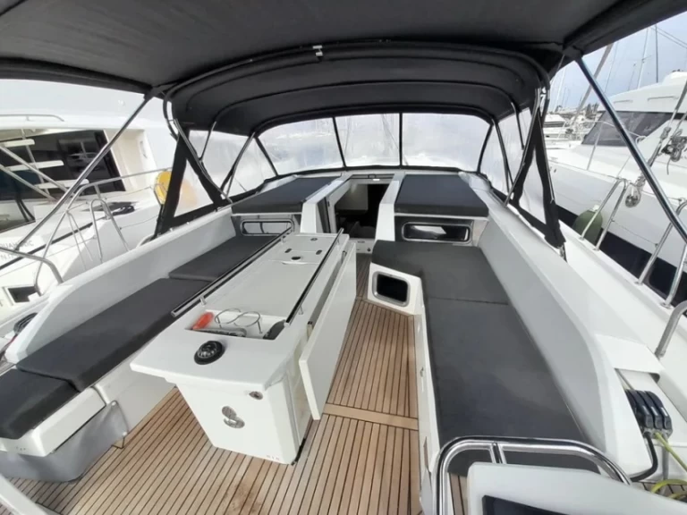 Vermietung Segelboot Bénéteau mit Führerschein