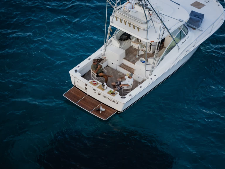 Ein Luhrs 320 Open mieten in Agios Nikolaos